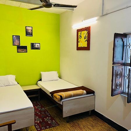 You And I Cafe Varanasi Exterior photo